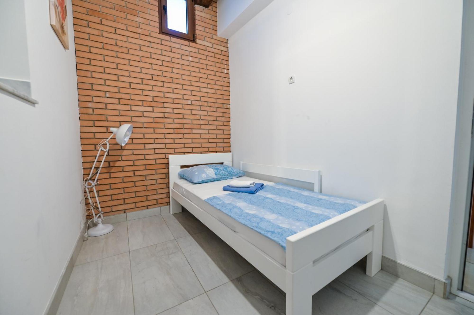 Apartments Smoky Novalja Phòng bức ảnh